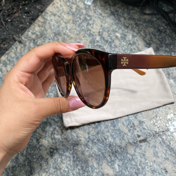 SOLD - Picture 4 of 6